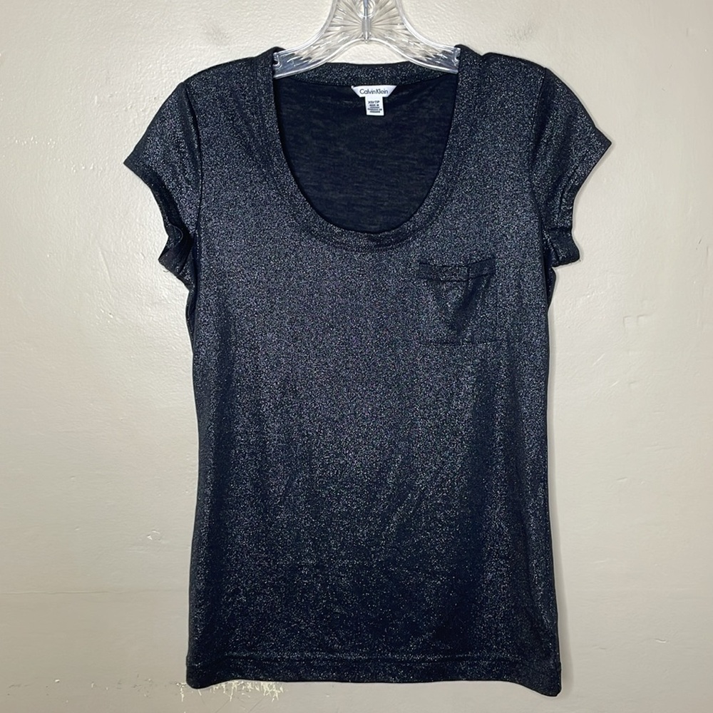 CALVIN KLEIN Tee Shirt Gun Metal Silver Sheen Scoop Neck Fitted Cap Sleeve XS